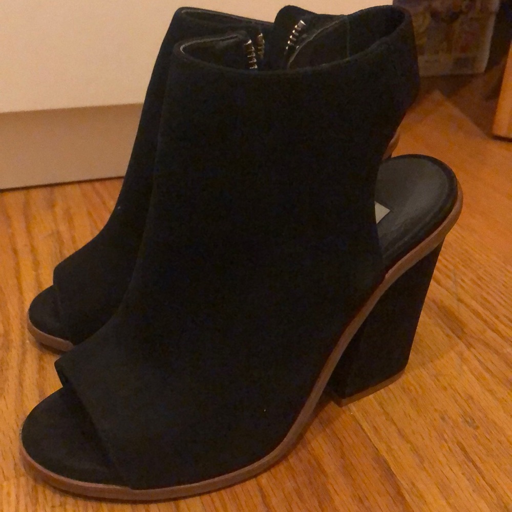 Black heels